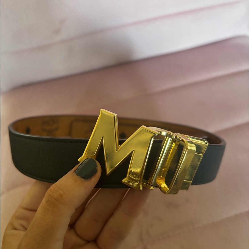 Women’s MCM reversible belt